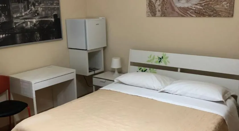 Moon River Guest House - Image 1