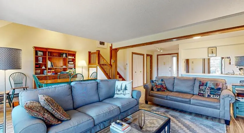 Saltbox 12F - Image 1