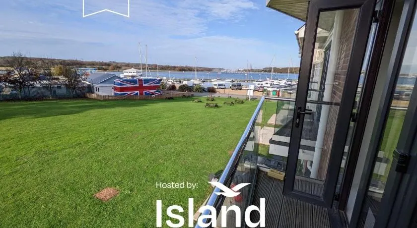 Folly View - Image 1