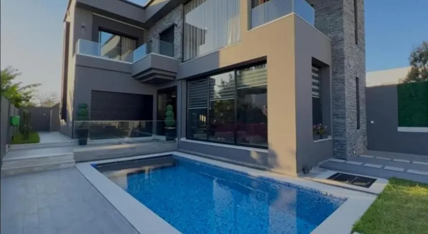 Villa Ylyous Elegance & Private Pool in Hammamet - Image 1
