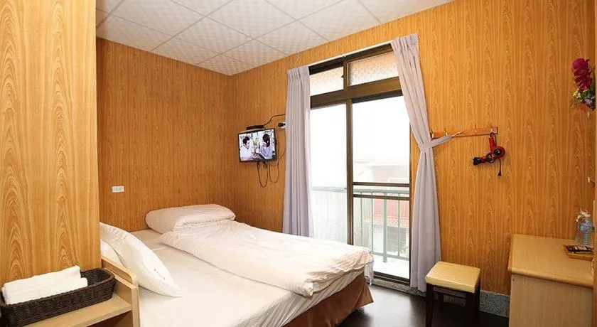 Zhongshan Hostel - Image 1
