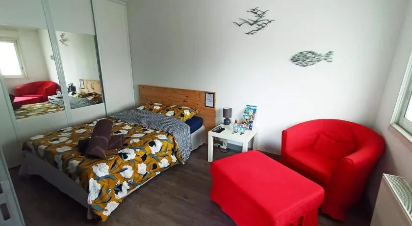 LauRina - Chambre, SDB, terrasse, arrivée autonome - Image 1