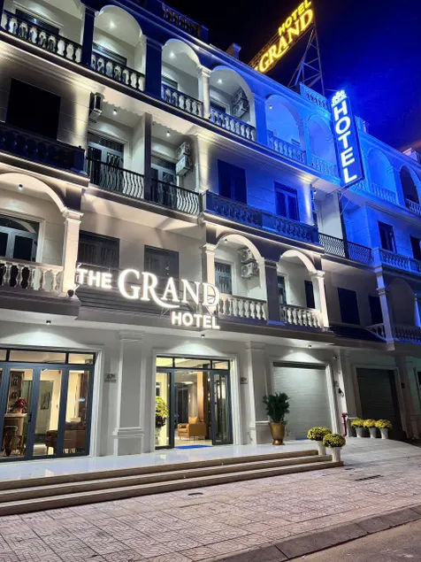 The Grand Hotel Vĩnh Long - Image 1
