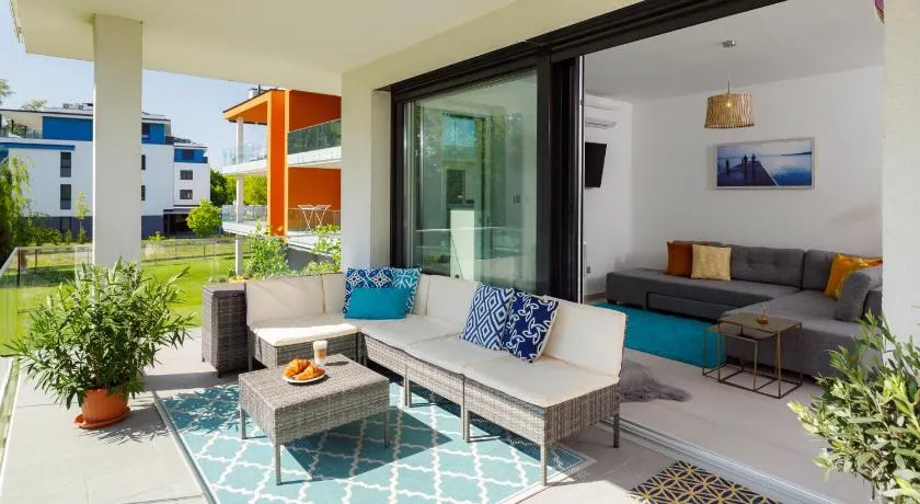 Blue4 Apartment - Image 1