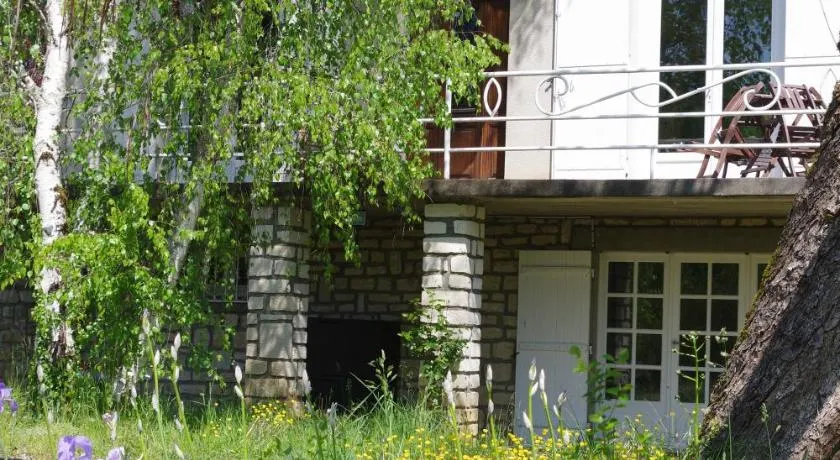 Au Catalpa - Image 1