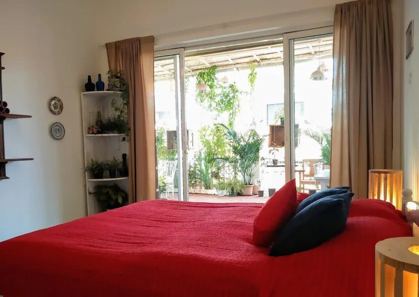 Green The Map - 3BHK Luxury Stay with a Pool - Image 1