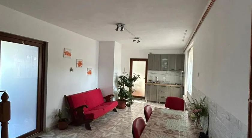Helga House - Image 1