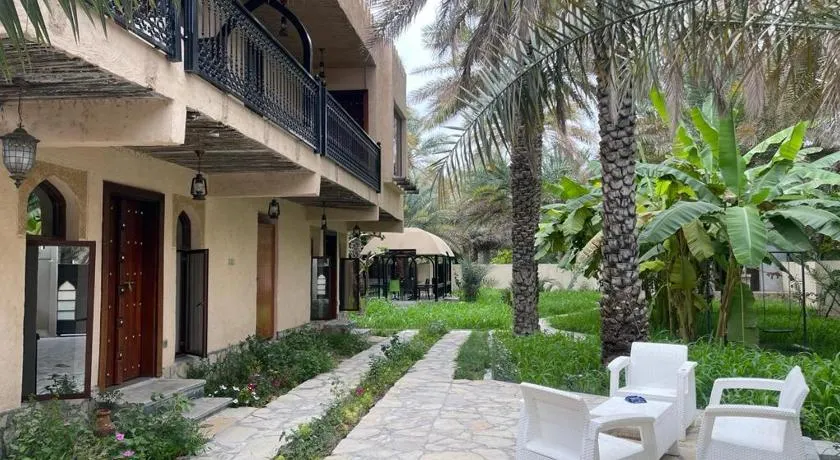 Date Palm Inn - Image 1