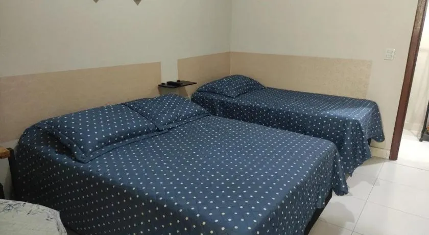 Suíte privativa no Bairro Custódio Pereira próximo ao Campus Umuarama UFU - Image 1