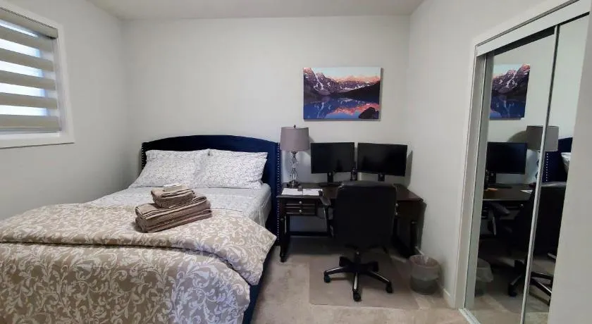 Delightful 1-bedroom Private Suite in a New Home - Image 1