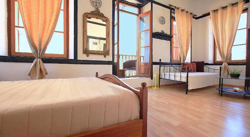 Traditional Apartments Alexandra - Image 1