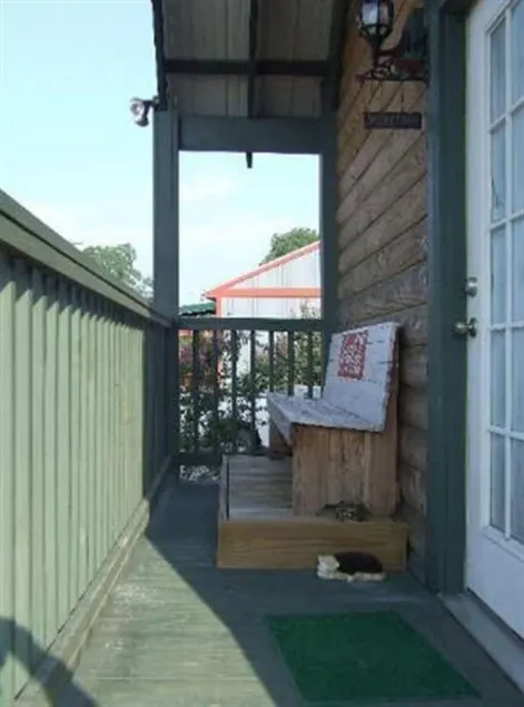 Susan's Cottages - Image 1