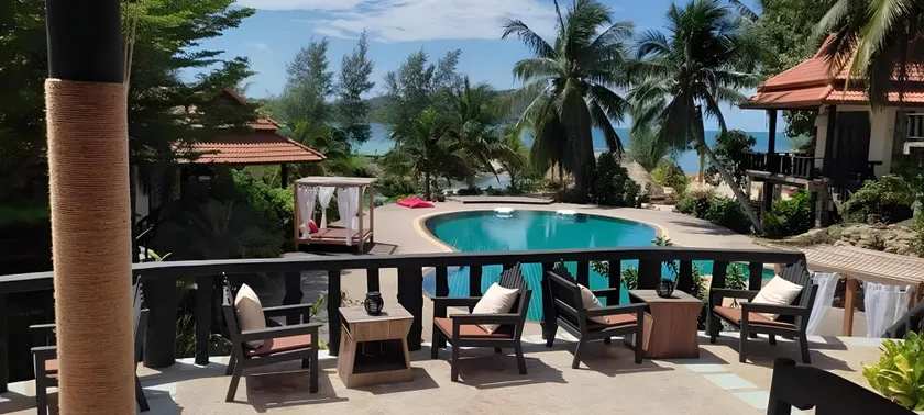 RED PEARL BEACH RESORT - Image 1