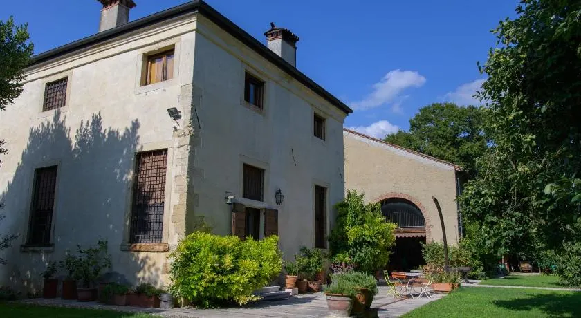 Palazzetto Ardi - Image 1
