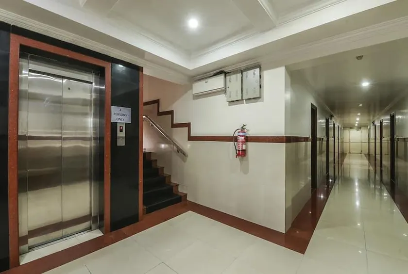 Hotel Chandras - Image 1