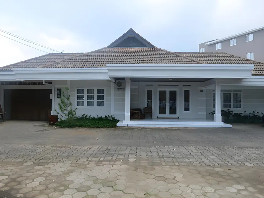 Elenors Home at Eyckman - Image 1