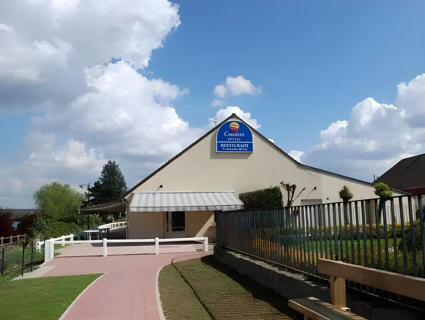 Comfort Hotel Paris Sud Viry Evry - Image 1