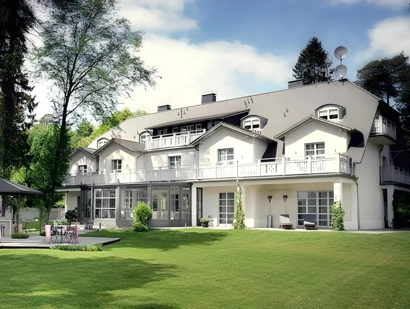 Villa Park Wisełka Spa & Wellness - Image 1