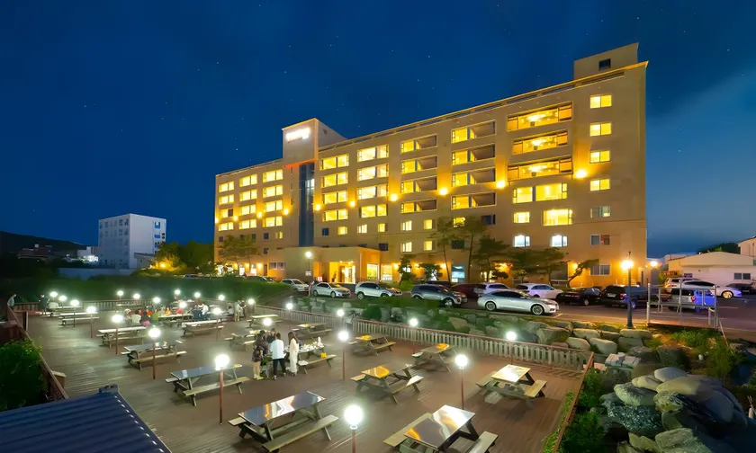 Pampas Resort - Image 1