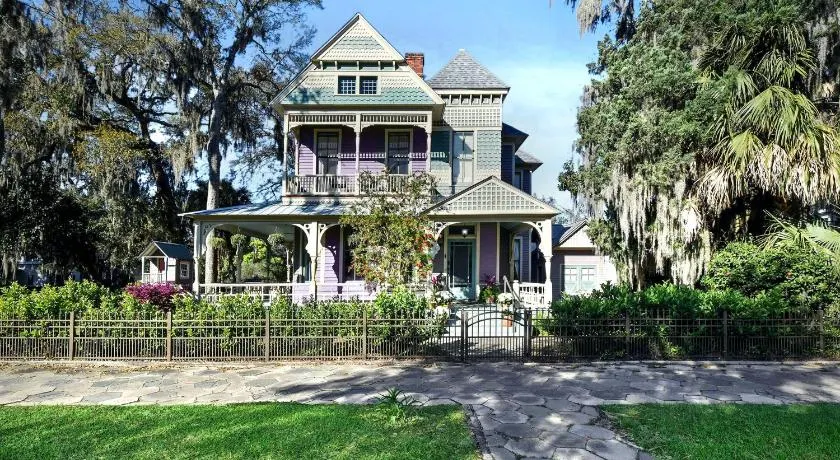 Bosch Huis Porch - Entire Property - Image 1