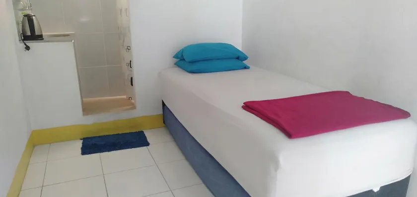 Penginapan Rumah Kuning Syariah - Image 1