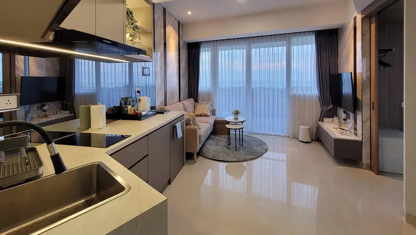 Apartment Nuvasa Bay Nongsa, Kalani 1BR 8th, Sea & Golf View, Batam - Image 1