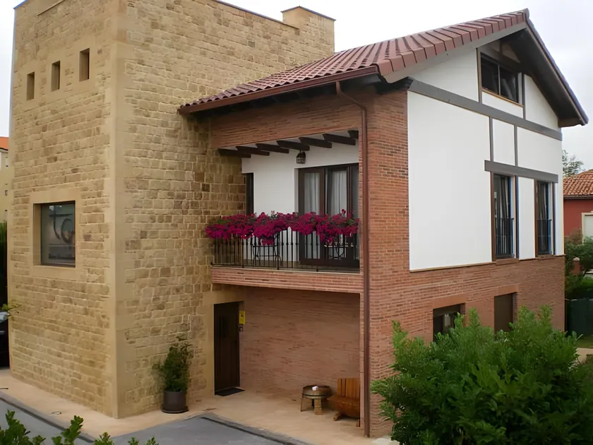 Torre de Quintana - Image 1