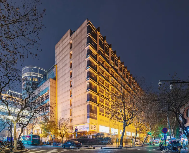 Merchant Marco Edgelake Hotel - Image 1