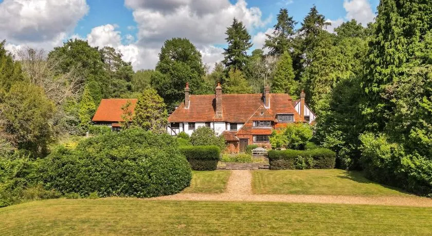 Ridge Hill Manor - Image 1