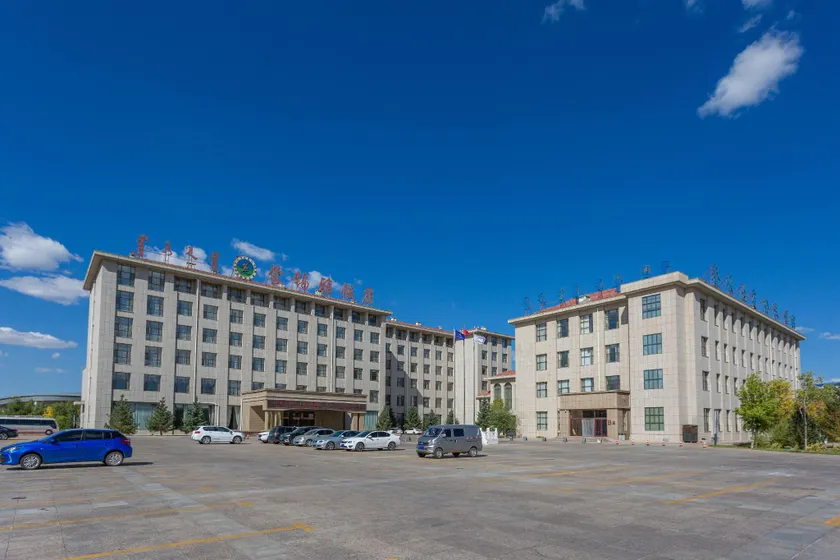 Mengxiya Hotel - Image 1