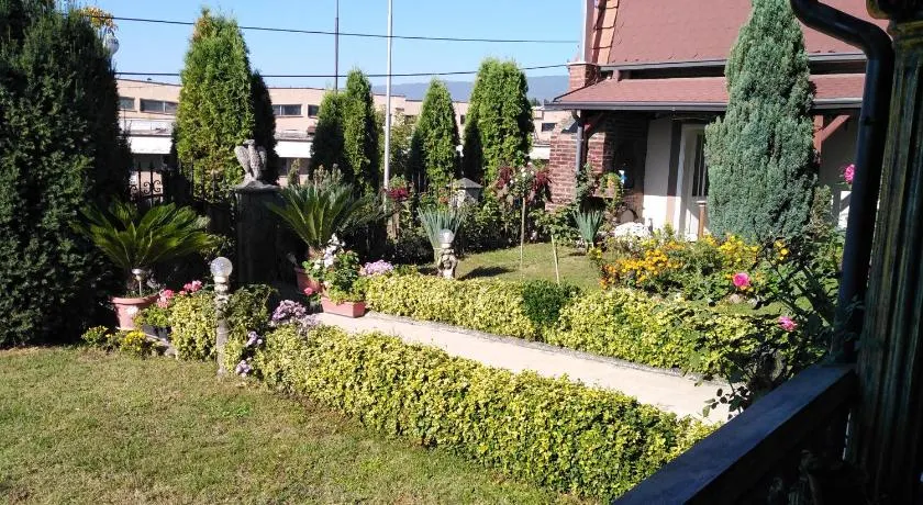 Apartmani Odmor i Mir - Image 1