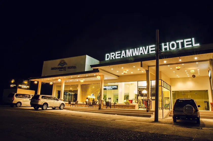 Dreamwave Hotel Ilagan - Image 1