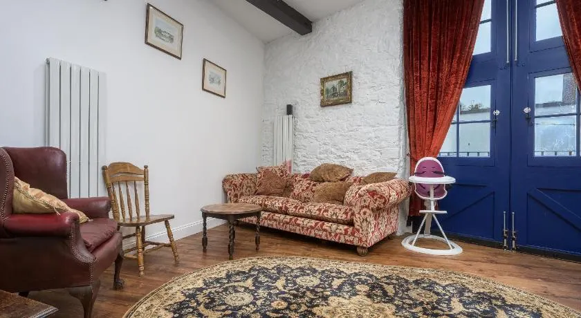 The Mayflower Suite - Image 1