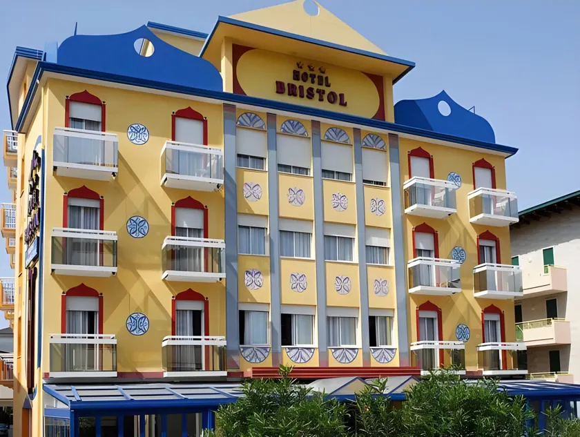 Hotel Bristol - Image 1