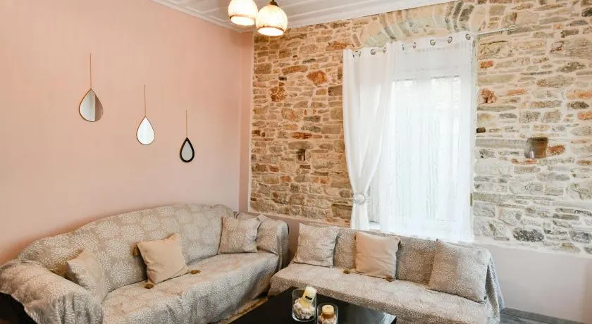 Peaceful Getaways in Samos - Image 1