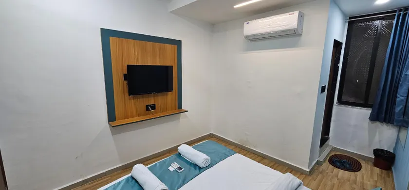 Hotel jalsa - Image 1