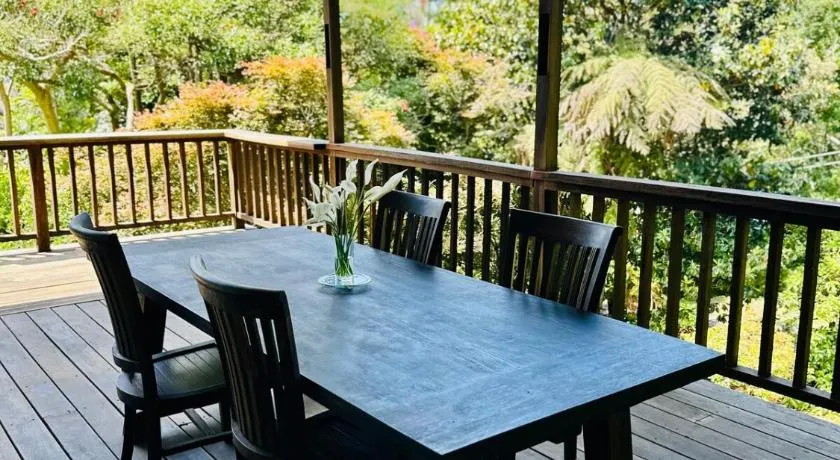 The Sculptors Cottage - Tamborine Mountain - Image 1