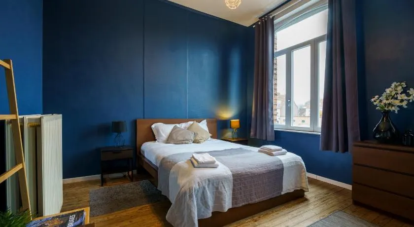 The Canal View Suites - Image 1