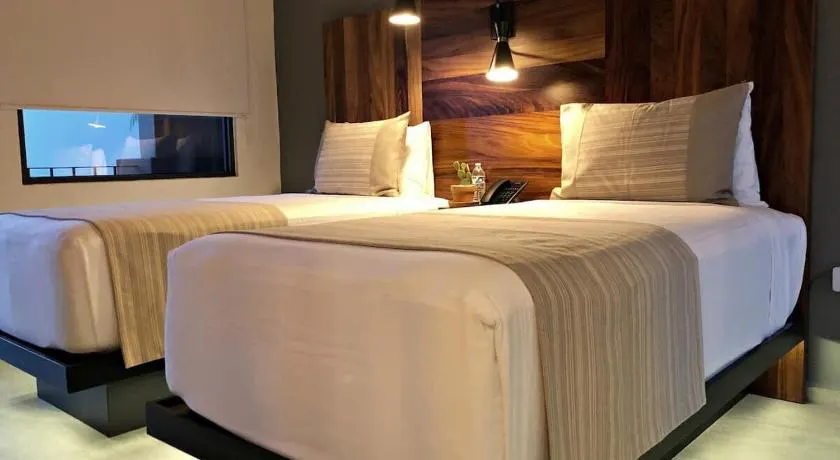 Unique Suite Twin Room in Exclusive Boutique Hotel Cabo - Image 1