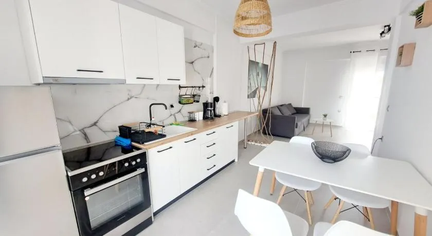 Mitende Apartments - Image 1