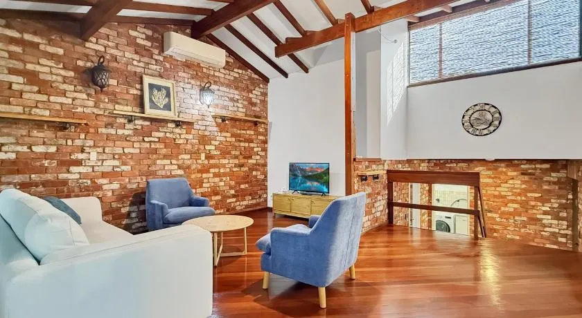 Peaceful 3-Bed Stay Near the Coast - Image 1