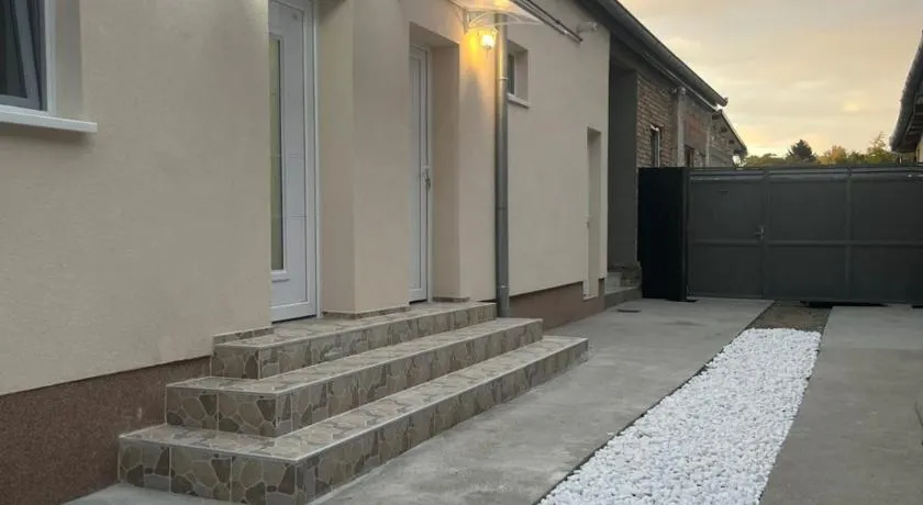 Prenociste-apartmani Laki S - Image 1