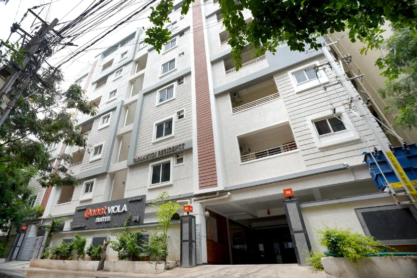 Hotel Viola Suites Madhapur, Business Hotel - Image 1
