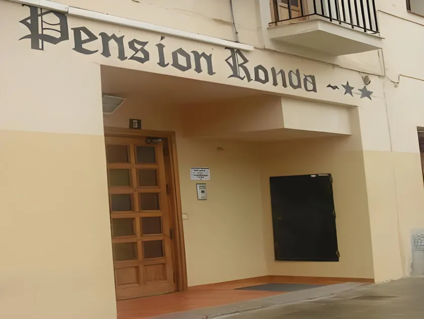 Olympia Ronda Hostel - Image 1