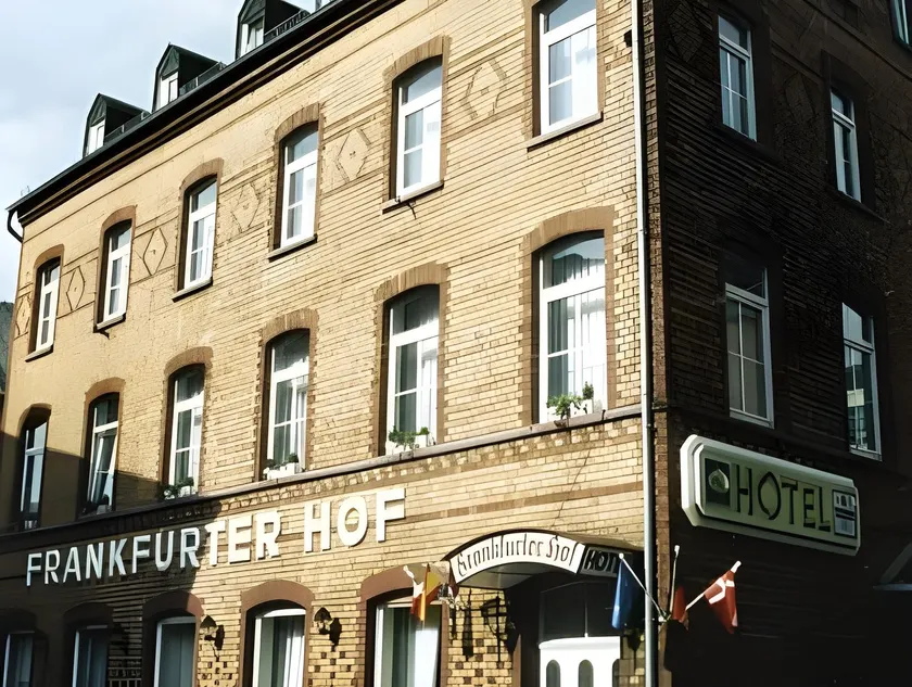 Hotel Frankfurter Hof - Image 1