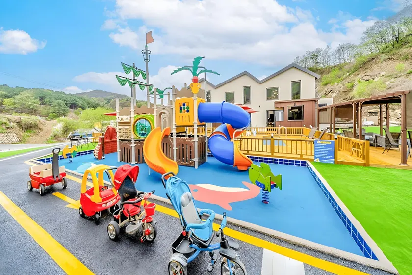 Gapyeong BB Kids Pool Villa - Image 1