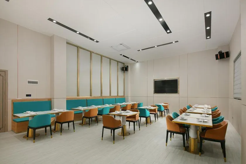 Hiatu Garden Hotel (White Stone Bourne Hotel Huizhou) - Image 1