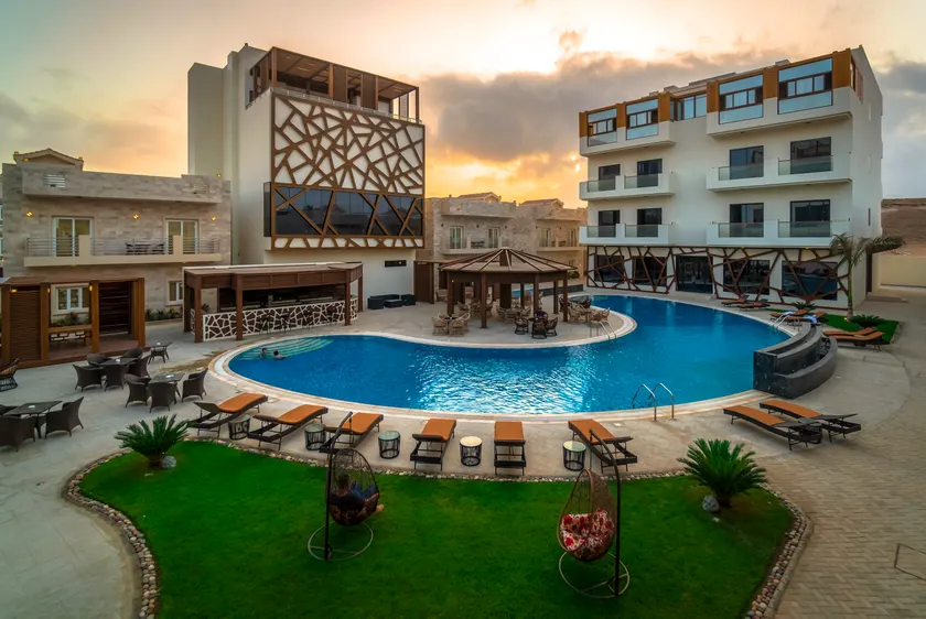 Belad Bont Resort - Image 1