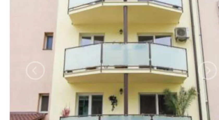 APARTMENT TOPOLOVA with FREE PRIVATE PARKING - Image 1