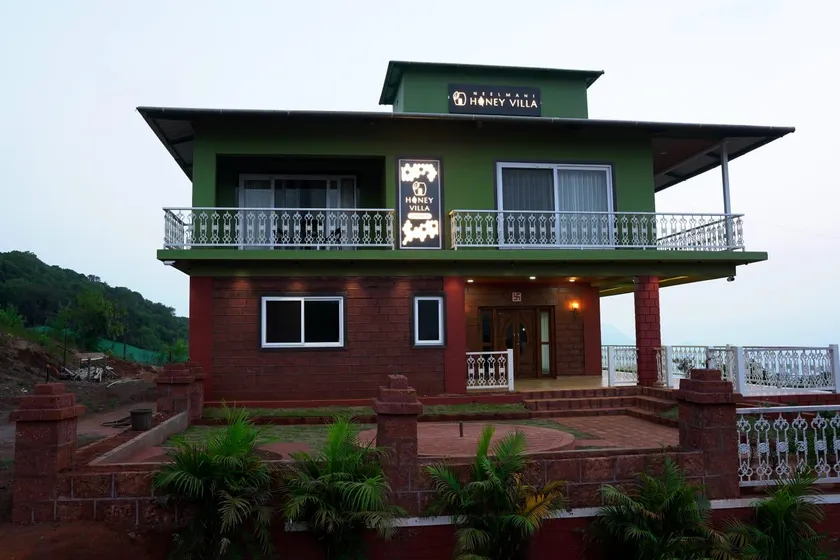 Honey Villa - Image 1